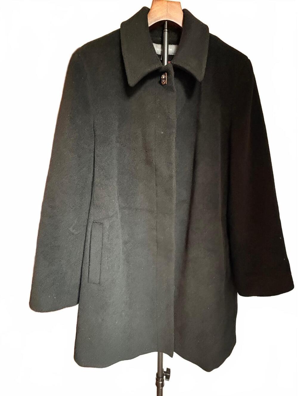 Liz Claiborne Black Wool/Silk Overcoat with toggle clasp 14